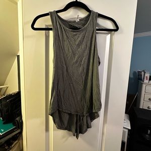 90 degree workout shirt grey size small